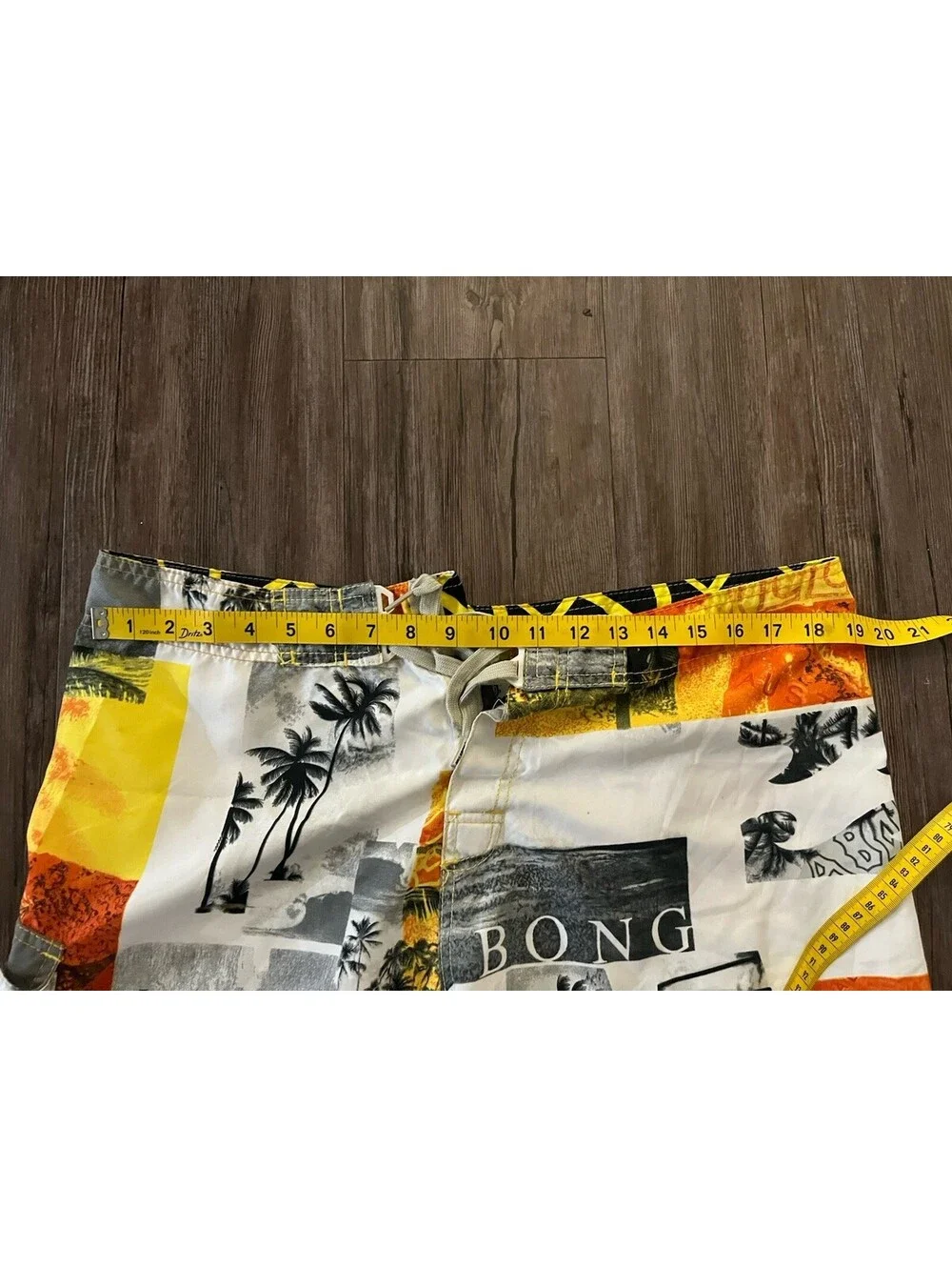Vintage Y2K Billabong Board Shorts All Over Print Sz 36